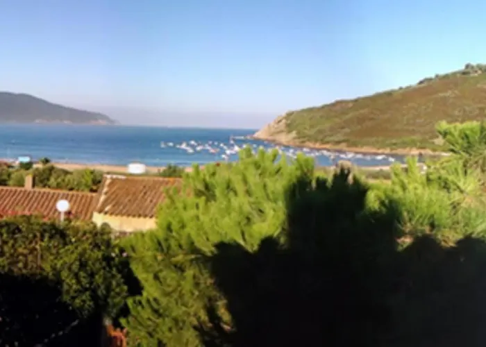 Demi à 150m De La Avec Vue Sur Hébergement de vacances Appietto