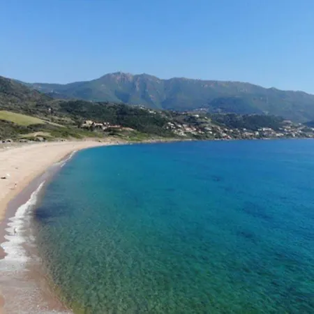 Demi A 150m De La Avec Vue Sur *